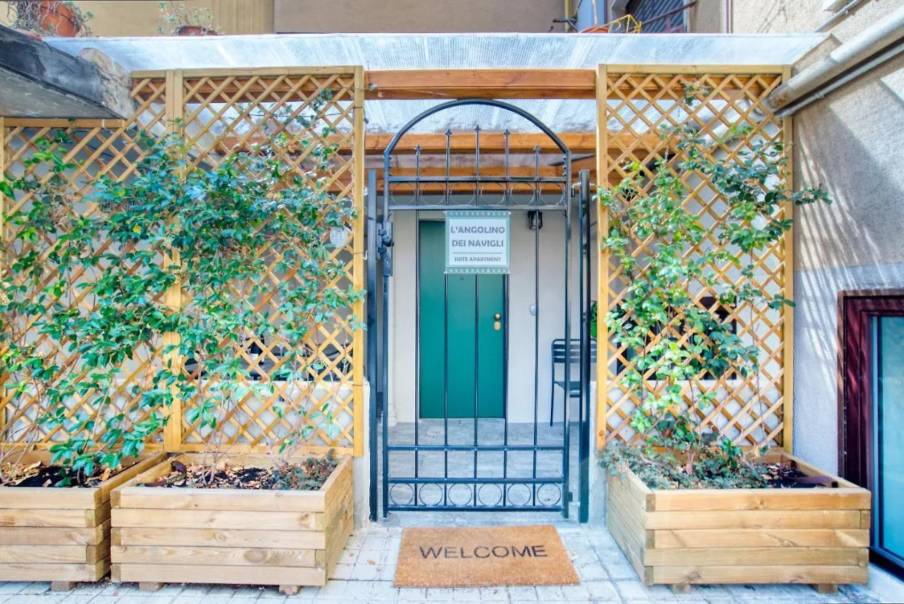 Italianflat - L\'Angolo Dei Navigli contacts